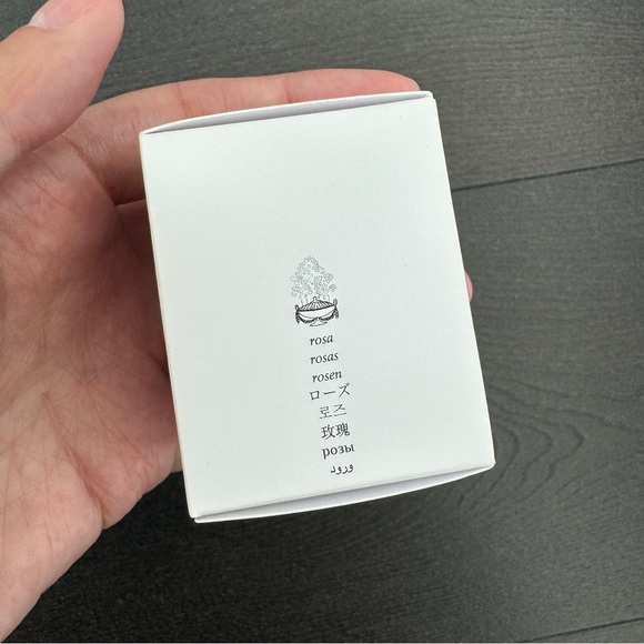 Brand new DIPTYQUE Roses Mini Candle, 35g - Picture 2 of 4